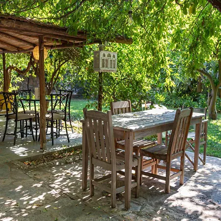 Cozy And Secluded House With Private Pool And Garden In Villa Bodrum