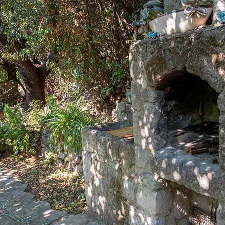 Cozy And Secluded House With Private Pool And Garden In Villa Bodrum